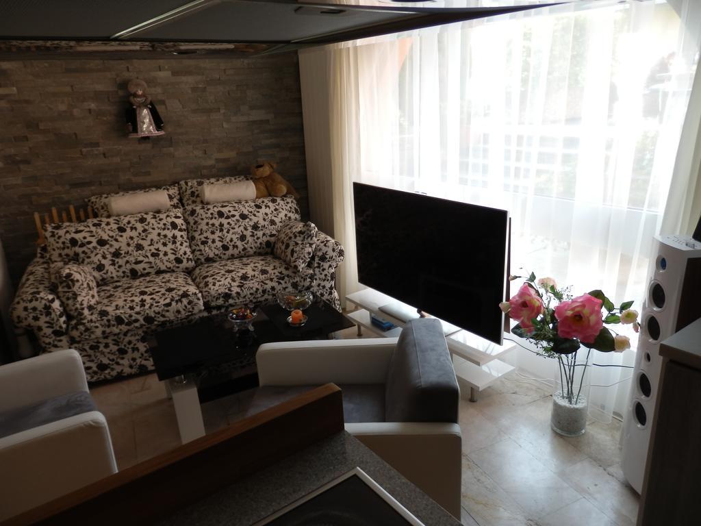 Luxerioeses Apartment 52 Viralago Mit Privatstrand Gambarogno Buitenkant foto